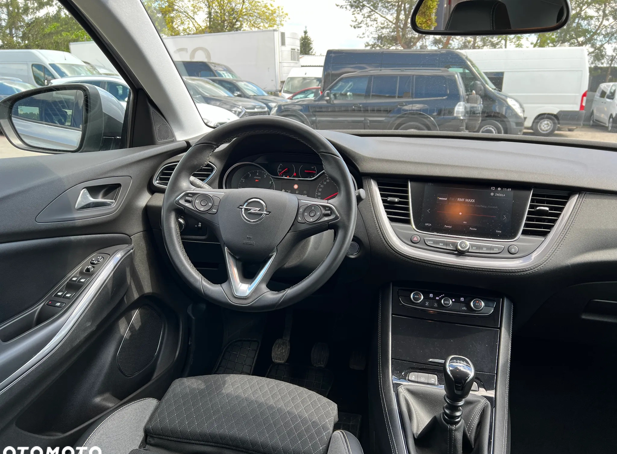 Opel Grandland X cena 66800 przebieg: 132701, rok produkcji 2017 z Piotrków Kujawski małe 379
